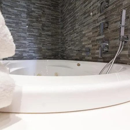 Le Nicchie Luxury 4*