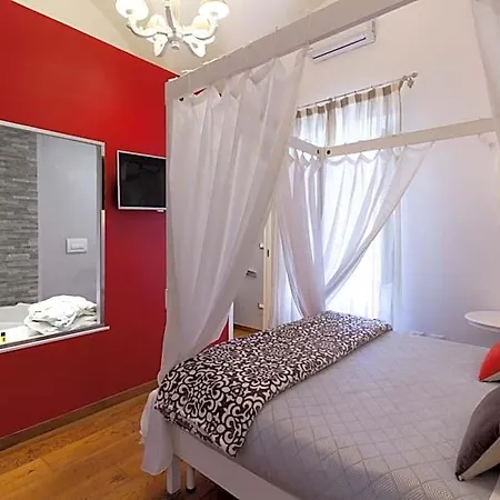 Le Nicchie Luxury 4*