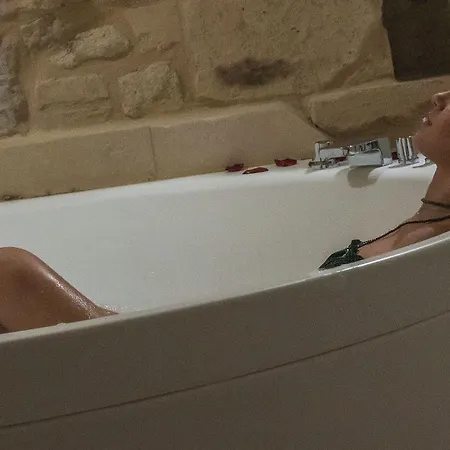 Le Nicchie Luxury Couette-café 4*